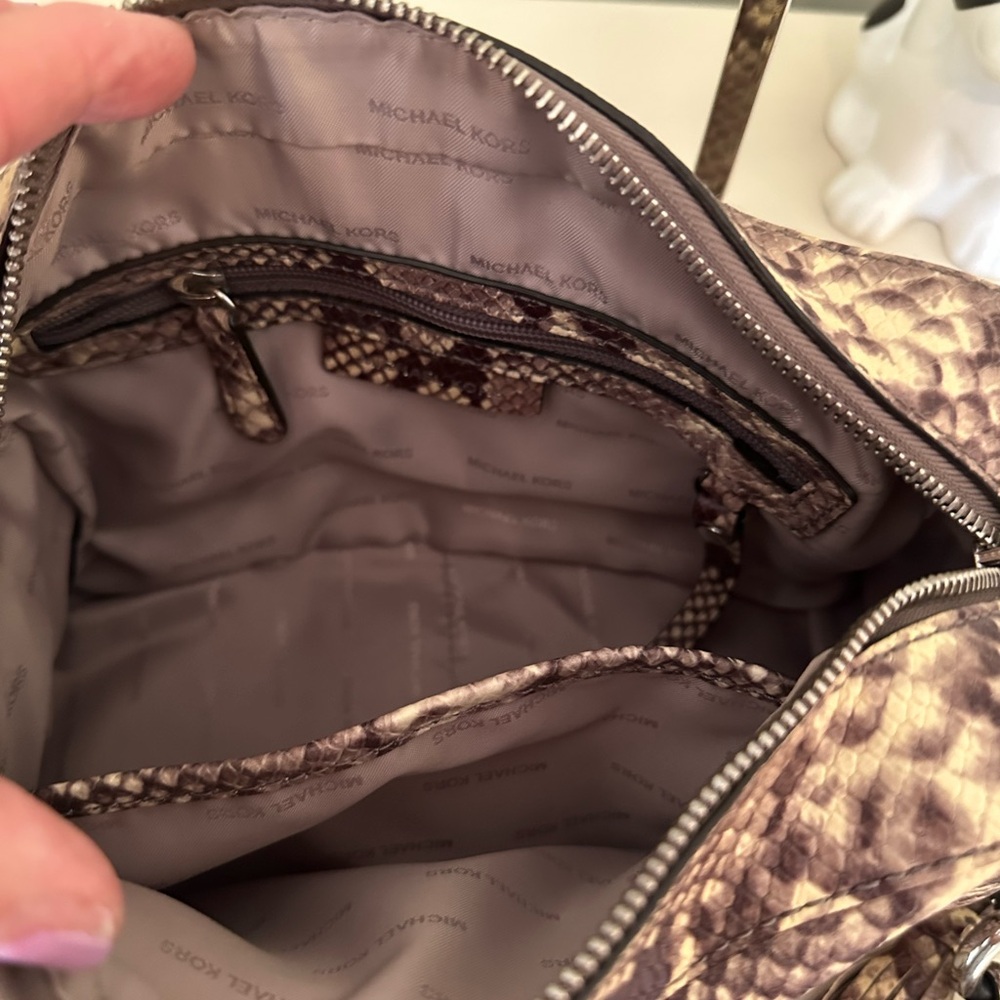 Michael Kors Snake Print Shoulder Bag with Matching wristlet/wallet - Picture 10 of 16
